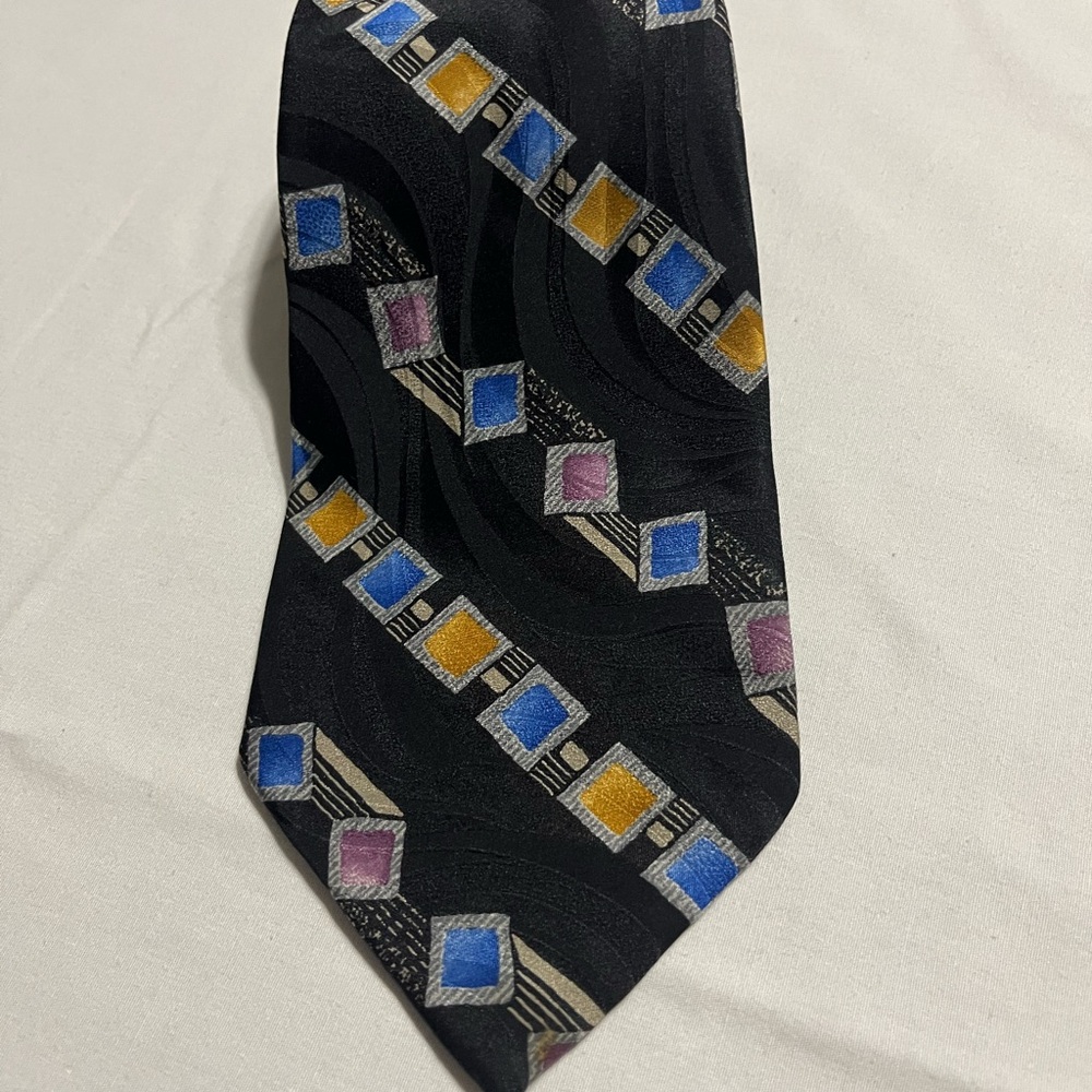 Stefano Milano - Hand Made In Italy - Abstract‎ Design 100% Silk Tie